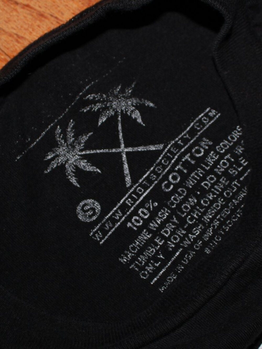 Riot Society He-Man Graphic Crewneck Tee - Picture 2 of 4
